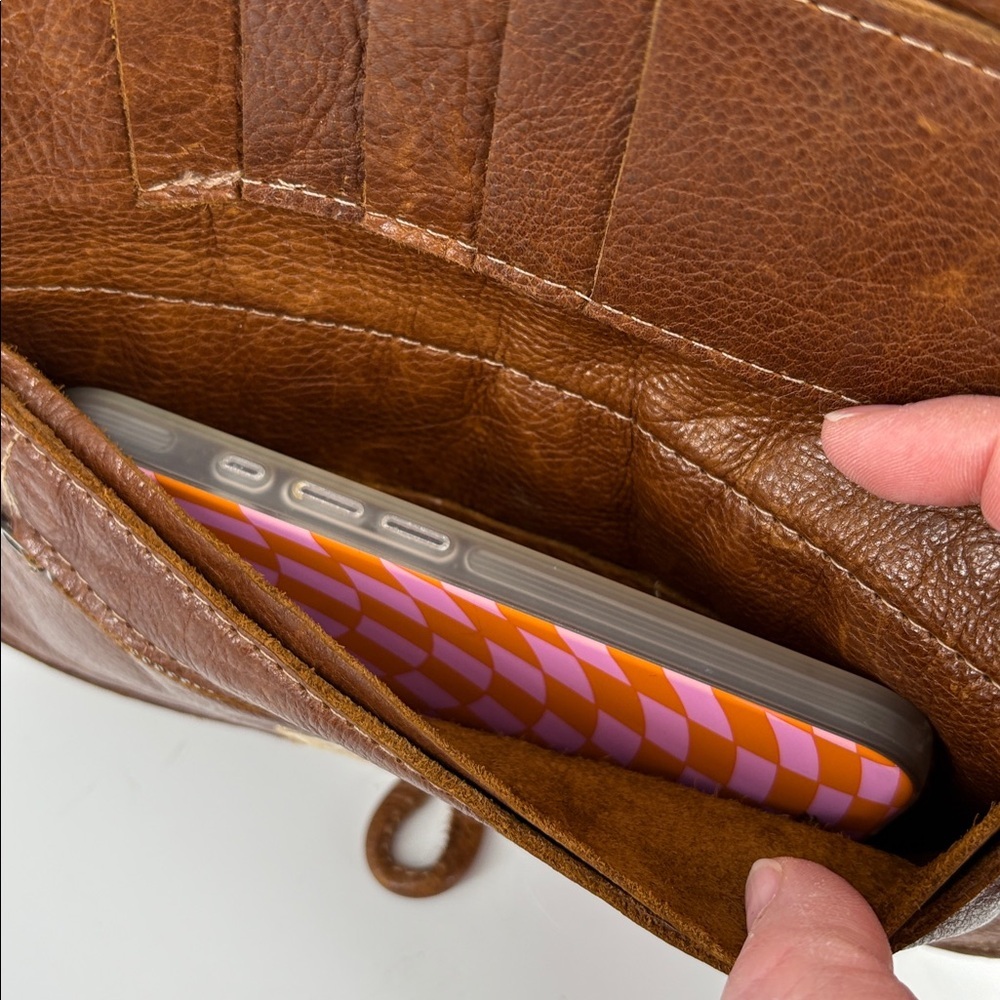 Ashley Watson Recycled Leather Brown Leather Wallet Vancouver Canada Brown - Picture 9 of 11